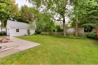 27 Mayflower Circle, Worcester, MA 01606 - Photo 5