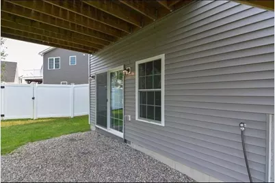 8 Sourwood Circle, Worcester, MA 01605 - Photo 15