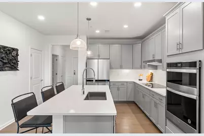 8 Peters Farm Way #103, Westborough, MA 01581 - Photo 3