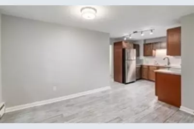 60 Vinton St #3, Melrose, MA 02176 - Photo 5