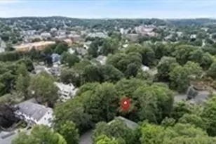 60 Vinton St, Melrose, MA 02176 - Photo 15