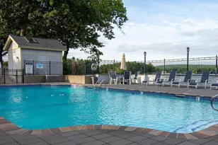 604 Beacon Park, Webster, MA 01570 - Photo 5
