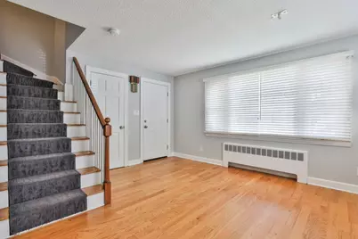 10 Rose Ave #10, Watertown, MA 02472 - Photo 5