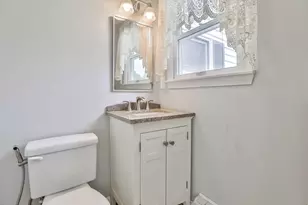 10 Rose Ave, Watertown, MA 02472 - Photo 13