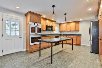 10 Rose Ave #10, Watertown, MA 02472 - Photo 9