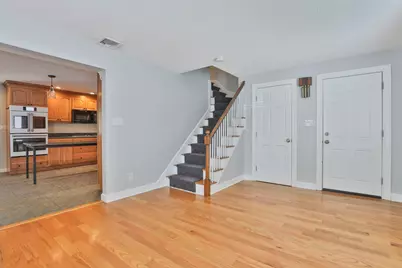 10 Rose Ave #10, Watertown, MA 02472 - Photo 7