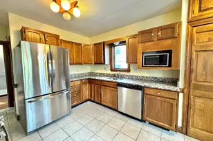 40 Highland Ave, Arlington, MA 02476 - Photo 3