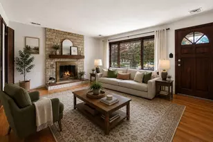 37 Charles Hill Rd, Holyoke, MA 01040 - Photo 5