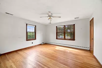 37 Charles Hill Rd, Holyoke, MA 01040 - Photo 19