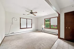 37 Charles Hill Rd, Holyoke, MA 01040 - Photo 11