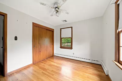 37 Charles Hill Rd, Holyoke, MA 01040 - Photo 17