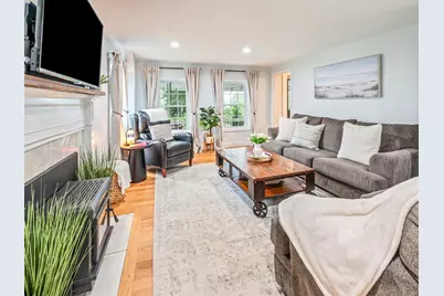 101 S Main St, Uxbridge, MA 01569 - Photo 7