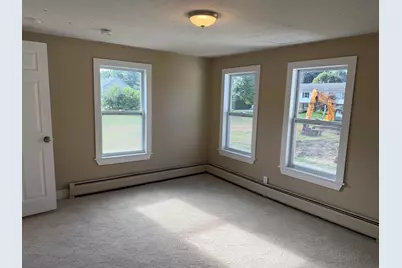 61 Thornton Ave, Methuen, MA 01844 - Photo 5