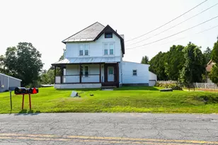 39 Middle Rd, Clarksburg, MA 01247 - Photo 1