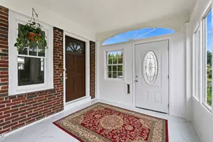 73 Santa Barbara St, Springfield, MA 01104 - Photo 5
