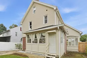 73 Santa Barbara St, Springfield, MA 01104 - Photo 35