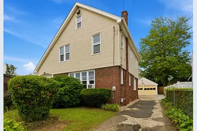 73 Santa Barbara St, Springfield, MA 01104 - Photo 3