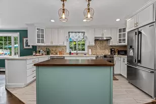 196 Mechanic St, Foxboro, MA 02035 - Photo 7