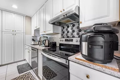 474 Revere Beach Blvd #202, Revere, MA 02151 - Photo 5