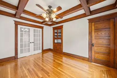 136 Marsden Street, Springfield, MA 01109 - Photo 5