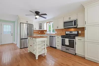 22 Starrett Ave, Middleborough, MA 02346 - Photo 11