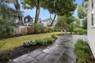 21 Broad Street, Newburyport, MA 01950 - Photo 5