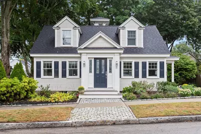 21 Broad Street, Newburyport, MA 01950 - Photo 1