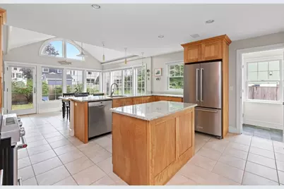 21 Broad Street, Newburyport, MA 01950 - Photo 15