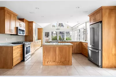 21 Broad Street, Newburyport, MA 01950 - Photo 13