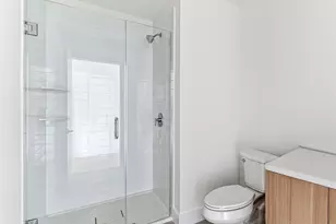 1035 Commonwealth Ave, Boston, MA 02215 - Photo 5