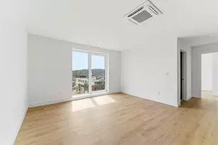 1035 Commonwealth Ave, Boston, MA 02215 - Photo 7