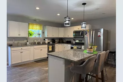342 Onset Ave, Wareham, MA 02558 - Photo 3