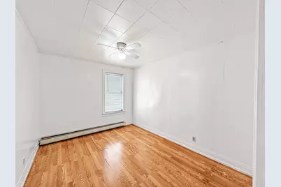 28 Meadow St #2, Fall River, MA 02720 - Photo 11