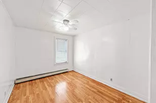 28 Meadow St, Fall River, MA 02720 - Photo 11