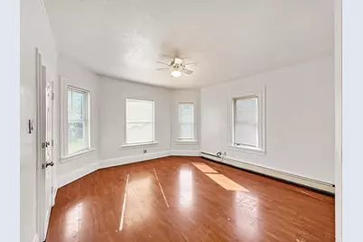 28 Meadow St #2, Fall River, MA 02720 - Photo 7