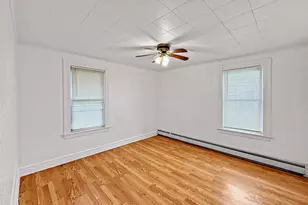 28 Meadow St, Fall River, MA 02720 - Photo 5