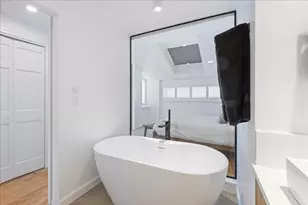 58 Merrimac St, Newburyport, MA 01950 - Photo 29