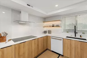 58 Merrimac St, Newburyport, MA 01950 - Photo 7