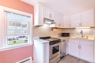 16 Richardson St, Wakefield, MA 01880 - Photo 13