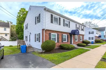 16 Richardson St #C, Wakefield, MA 01880 - Photo 3