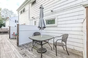 16 Richardson St, Wakefield, MA 01880 - Photo 27