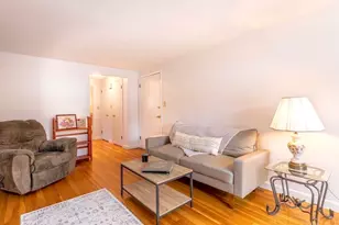 16 Richardson St, Wakefield, MA 01880 - Photo 7