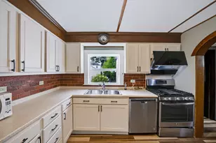 22 Ruggles St, Quincy, MA 02169 - Photo 11
