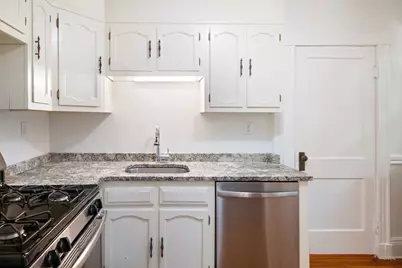 341 Washington St #2, Winchester, MA 01890 - Photo 7