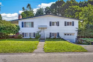 19 Oak Ridge Dr E, Brockton, MA 02301 - Photo 5