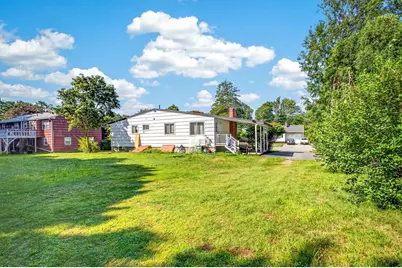 19 Oak Ridge Dr E, Brockton, MA 02301 - Photo 11