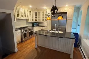32 Warwick St, Boston, MA 02120 - Photo 9