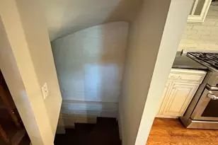 32 Warwick St, Boston, MA 02120 - Photo 19