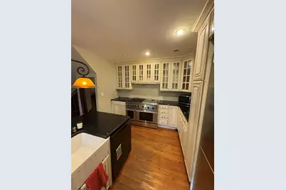 32 Warwick Street, Boston, MA 02120 - Photo 7
