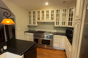 32 Warwick St, Boston, MA 02120 - Photo 7